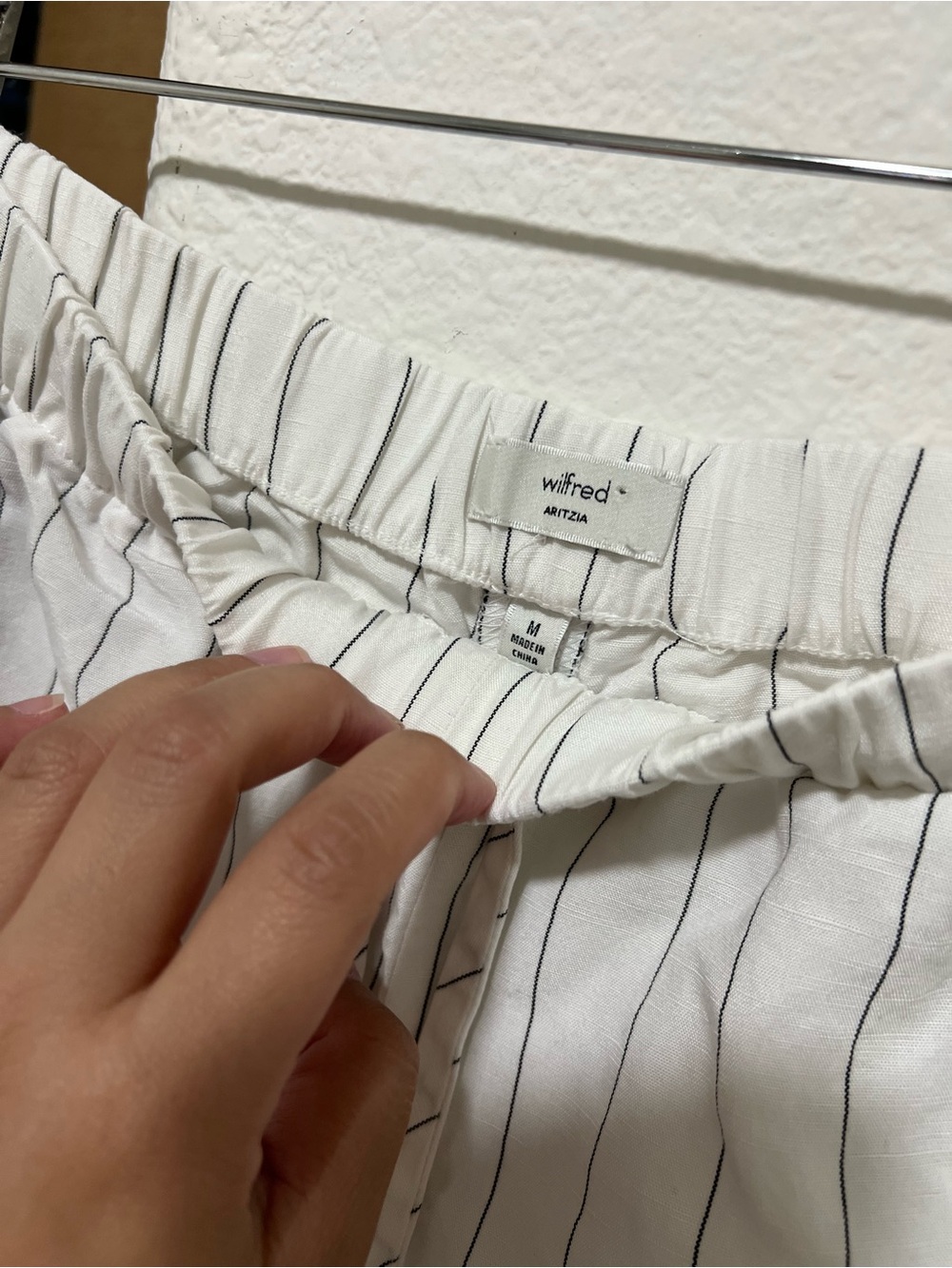 ARITZIA WILFRED The Lodge Short Mini - Cruise Linen - Picture 14 of 16